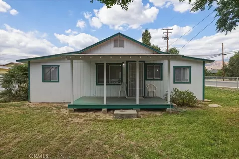 Exterior - 7888 Lankershim Ave, Highland, CA 92346 photo 2 of 9