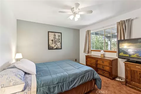 Bedroom - 24526 Horst Dr, Crestline, CA 92325 photo 2 of 5