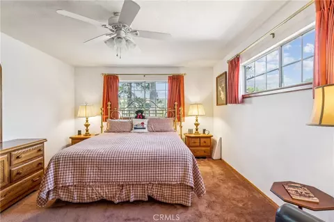 Bedroom - 24526 Horst Dr, Crestline, CA 92325 photo 1 of 5