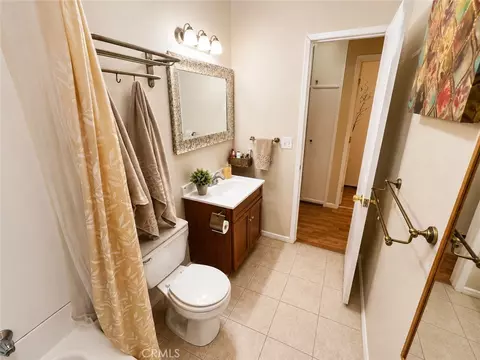 Bath - 23788 Zuger, Crestline, CA 92325 photo 1 of 2