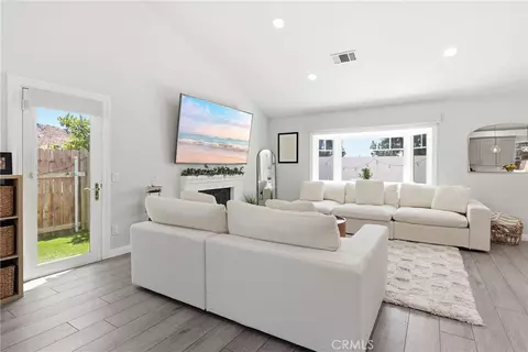 Living - 11244 Clara Ct, Riverside, CA 92505 photo 1 of 3