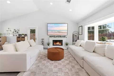 Living - 11244 Clara Ct, Riverside, CA 92505 photo 2 of 3