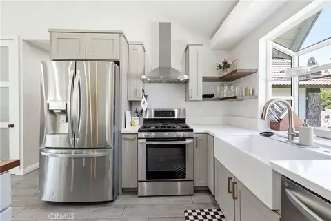Kitchen - 11244 Clara Ct, Riverside, CA 92505 photo 4 of 5