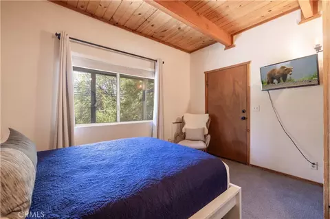Bedroom - 789 Silver Tip, Big Bear Lake, CA 92315 photo 7 of 12
