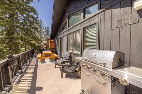 Exterior - 789 Silver Tip, Big Bear Lake, CA 92315 photo 4 of 4