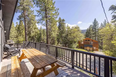 Exterior - 789 Silver Tip, Big Bear Lake, CA 92315 photo 2 of 4