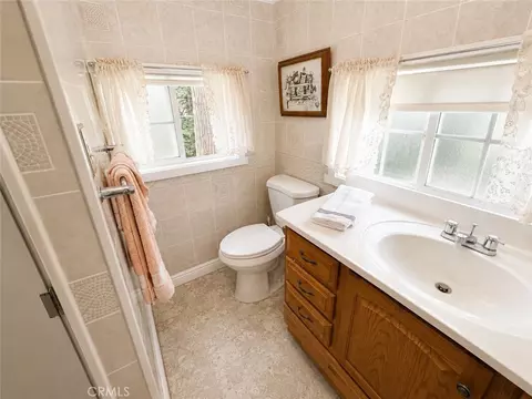 25027 Moon, Crestline, CA 92325 photo 13