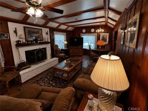 25027 Moon, Crestline, CA 92325 photo 16