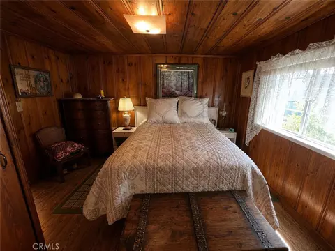 25027 Moon, Crestline, CA 92325 photo 18