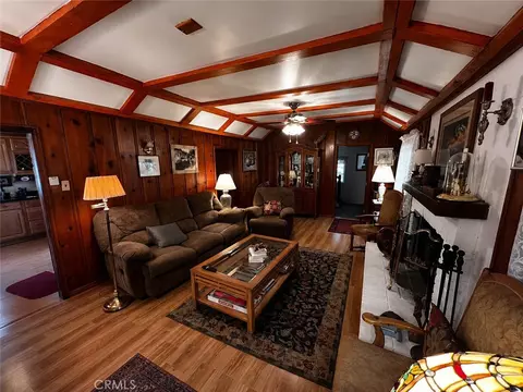 25027 Moon, Crestline, CA 92325 photo 3