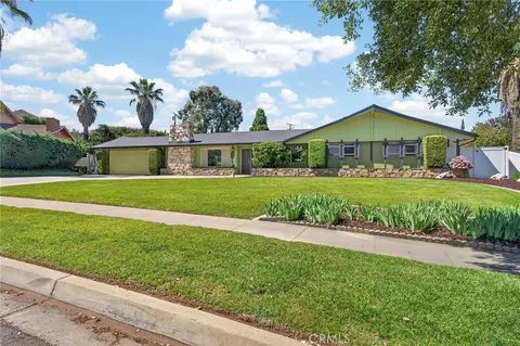 114 Anita Ct, Redlands, CA 92373