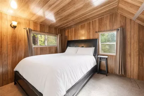 Bedroom - 773 Sunset, Sugarloaf, CA 92386 photo 3 of 6