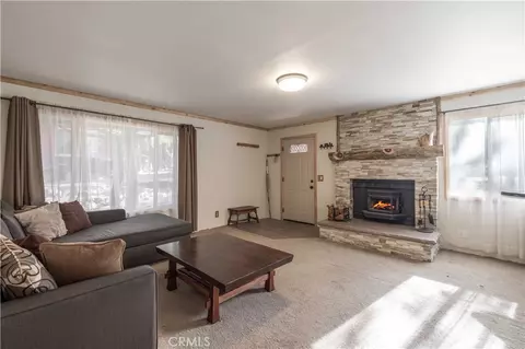 Living - 773 Sunset, Sugarloaf, CA 92386 photo 1 of 3