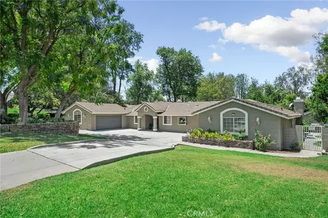 7455 Jola Dr, Riverside, CA 92506