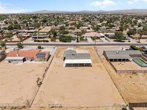 View/Area - 18047 Yucca St, Hesperia, CA 92345 photo 2 of 5