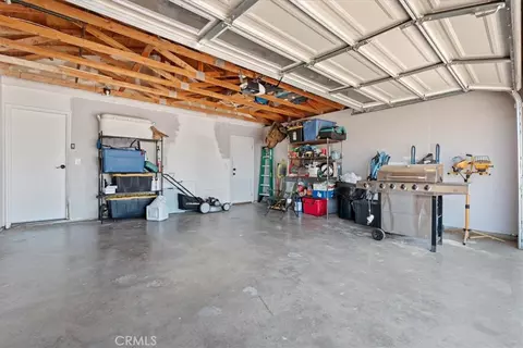 Other - 18047 Yucca St, Hesperia, CA 92345 photo 8 of 8