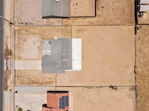 View/Area - 18047 Yucca St, Hesperia, CA 92345 photo 5 of 5