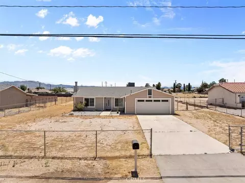 Exterior - 18047 Yucca St, Hesperia, CA 92345 photo 4 of 4