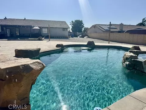 Exterior - 13375 Rincon Rd, Apple Valley, CA 92308 photo 30 of 40