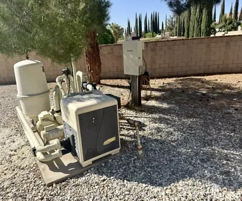 Exterior - 13375 Rincon Rd, Apple Valley, CA 92308 photo 36 of 40