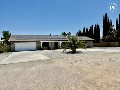 Exterior - 13375 Rincon Rd, Apple Valley, CA 92308 photo 8 of 40