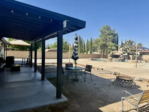 Exterior - 13375 Rincon Rd, Apple Valley, CA 92308 photo 22 of 40