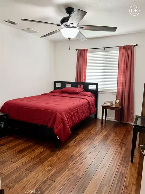 Bedroom - 13375 Rincon Rd, Apple Valley, CA 92308 photo 2 of 10