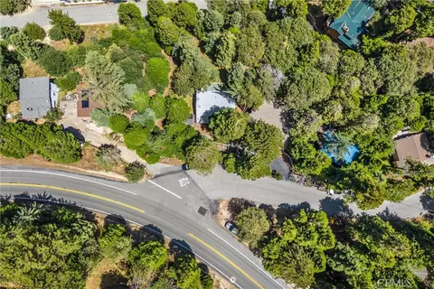 View/Area - 24702 Nestal Ct, Crestline, CA 92325 photo 5 of 7