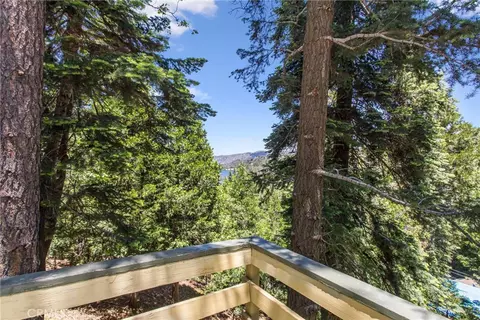 View/Area - 24702 Nestal Ct, Crestline, CA 92325 photo 2 of 7