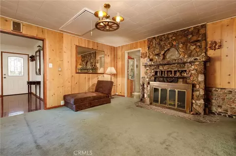 Living - 29288 Lake Vw, Cedar Glen, CA 92321 photo 3 of 3