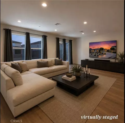 16625 Indian Summer, Victorville, CA 92395