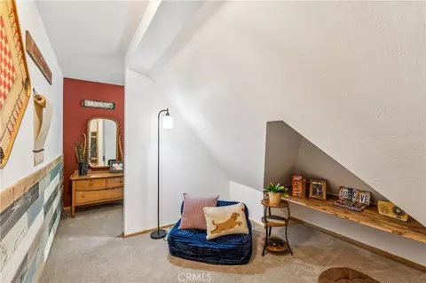 Entry Way - 177 Joaquin Miller, Lake Arrowhead, CA 92352 photo 6 of 8