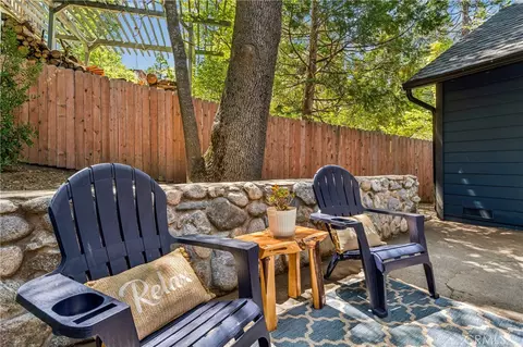 Exterior - 177 Joaquin Miller, Lake Arrowhead, CA 92352 photo 7 of 12
