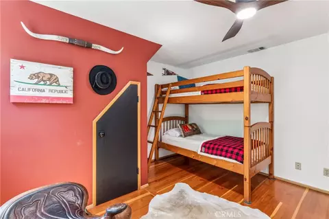 Bedroom - 177 Joaquin Miller, Lake Arrowhead, CA 92352 photo 5 of 8