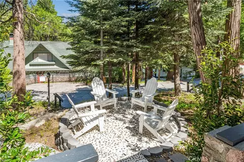 Exterior - 177 Joaquin Miller, Lake Arrowhead, CA 92352 photo 11 of 12
