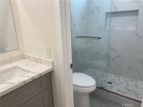 Bath - 812 Briar Privado, Ontario, CA 91762 photo 1 of 3