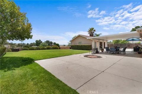 Exterior - 33227 Avenue D, Yucaipa, CA 92399 photo 5 of 11