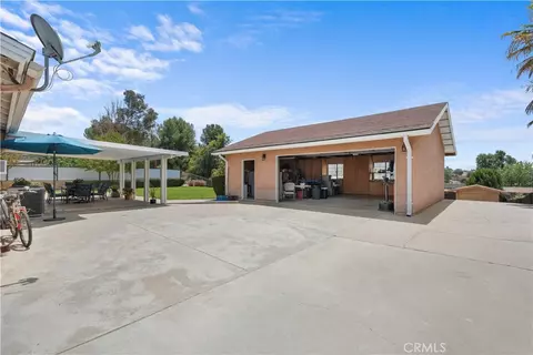 Exterior - 33227 Avenue D, Yucaipa, CA 92399 photo 2 of 11
