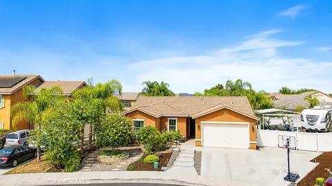 3479 Joshua Tree Ct, Perris, CA 92570