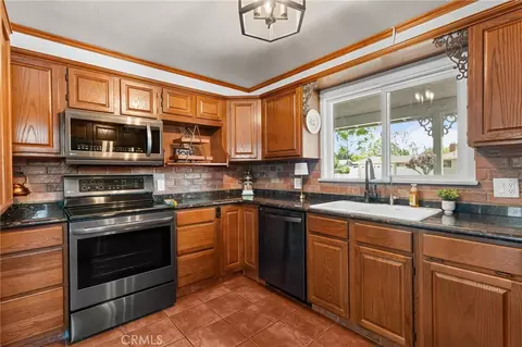 Kitchen - 5545 Tower, Riverside, CA 92506 photo 1 of 3
