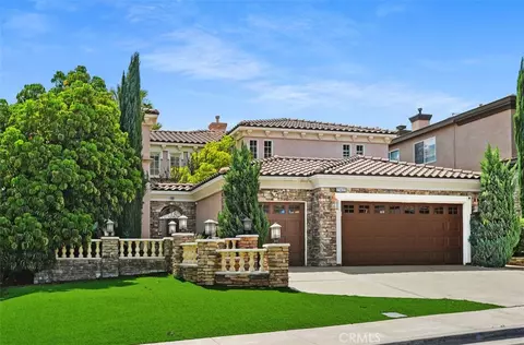 23422 Camino Terraza, Corona, CA 92883