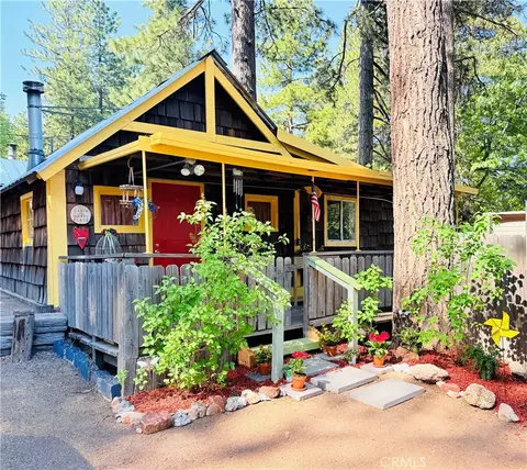 2577 Palo Alto, Running Springs, CA 92382