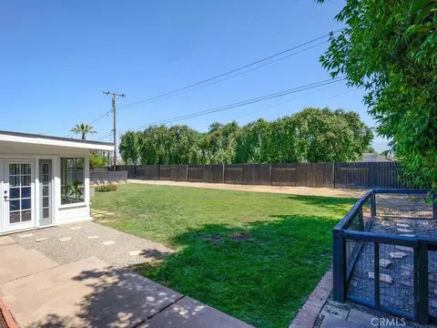 Exterior - 405 Marcia St, Redlands, CA 92373 photo 9 of 12