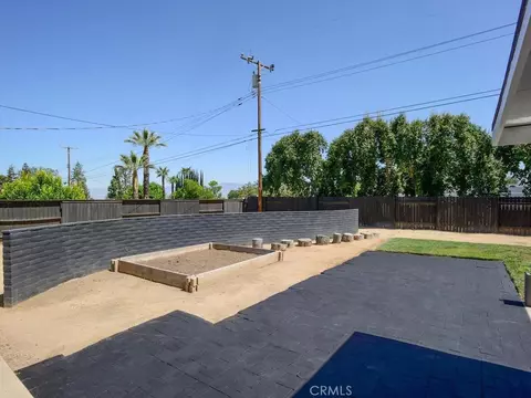 Exterior - 405 Marcia St, Redlands, CA 92373 photo 5 of 12