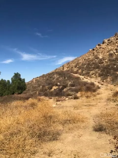 0 Clive, Perris, CA 92570 photo 3