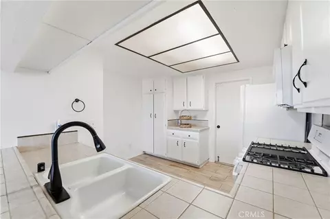 Kitchen - 6567 Carioca Ln, Riverside, CA 92506 photo 1 of 4