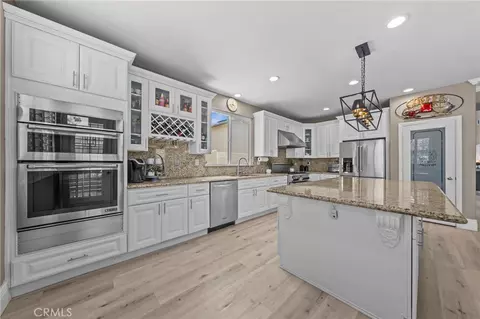 Kitchen - 3142 Pinehurst, Corona, CA 92881 photo 4 of 5