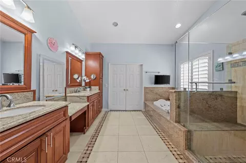 Bath - 3142 Pinehurst, Corona, CA 92881 photo 2 of 7