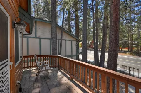 Exterior - 745 Summit Blvd, Big Bear Lake, CA 92315 photo 2 of 5