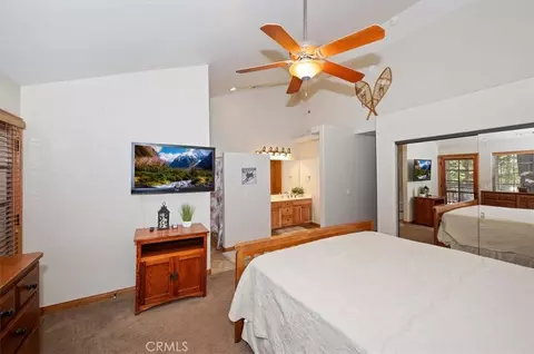 Bedroom - 745 Summit Blvd, Big Bear Lake, CA 92315 photo 3 of 7